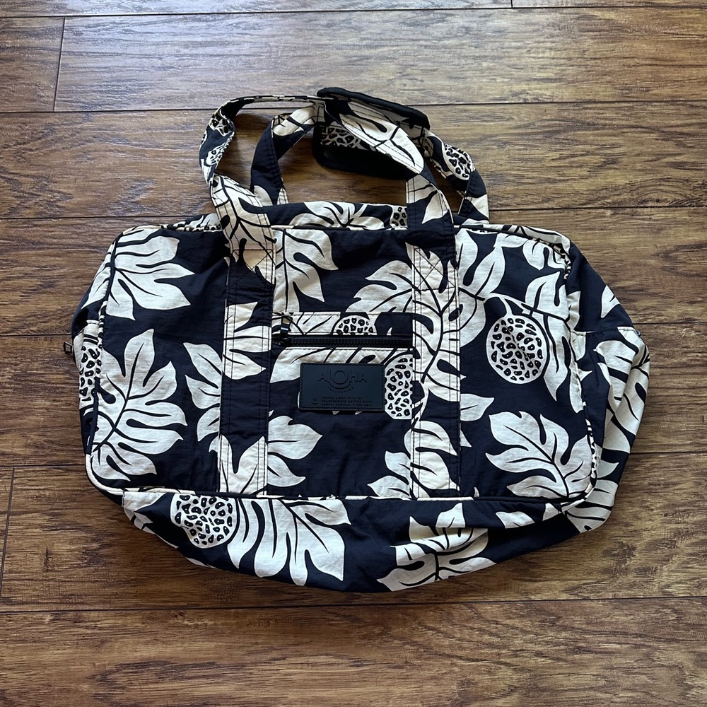 Aloha Collection Weekender Bag